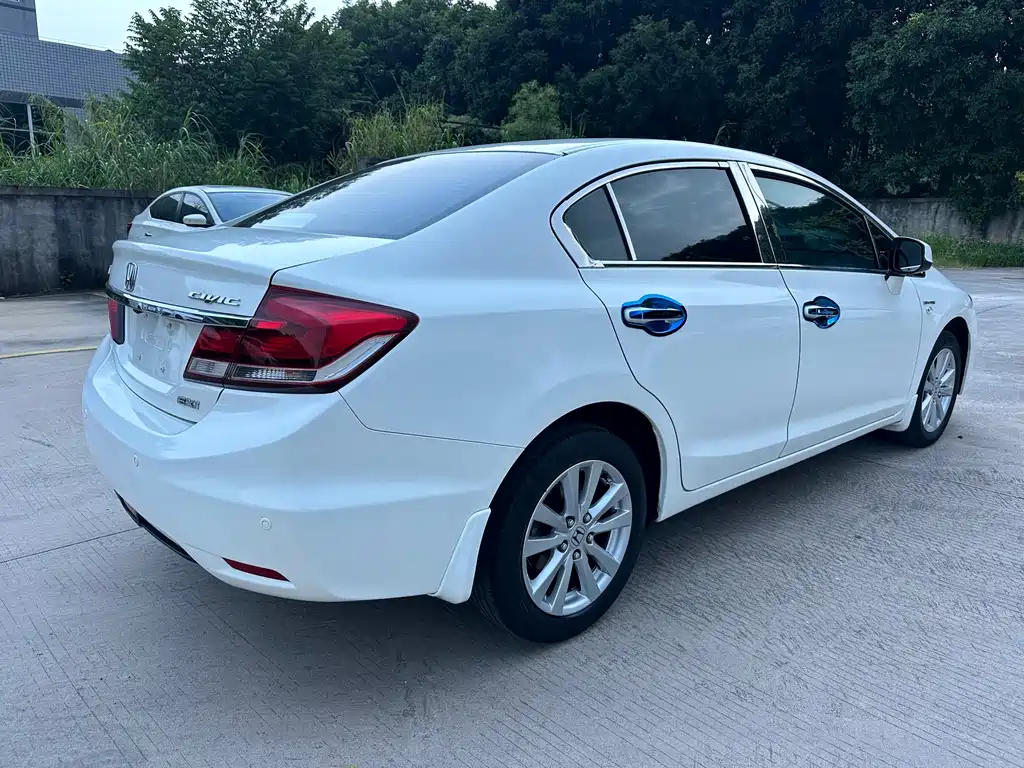 Honda Civic — миниатюра 7
