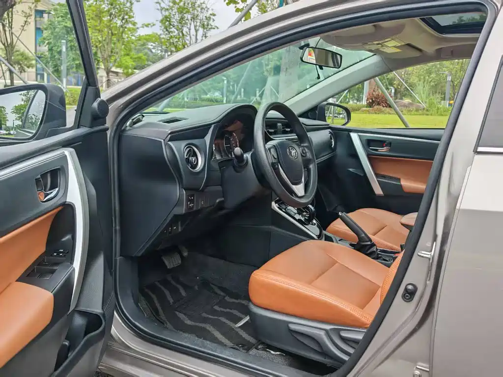 TOYOTA COROLLA DUAL ENGINE E+