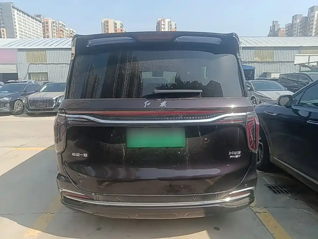 Hongqi Hongqi HQ9 PHEV — миниатюра 6