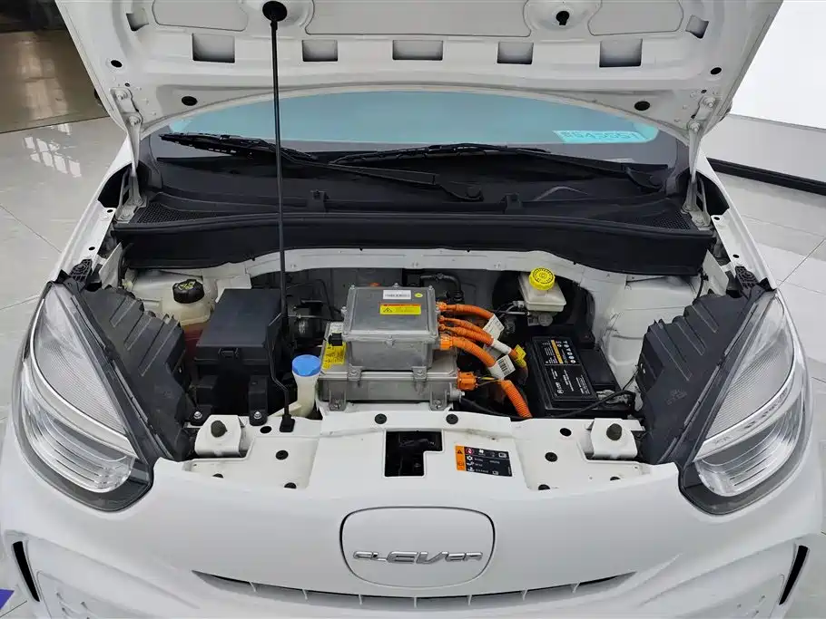 Roewe Clever 2022 311km