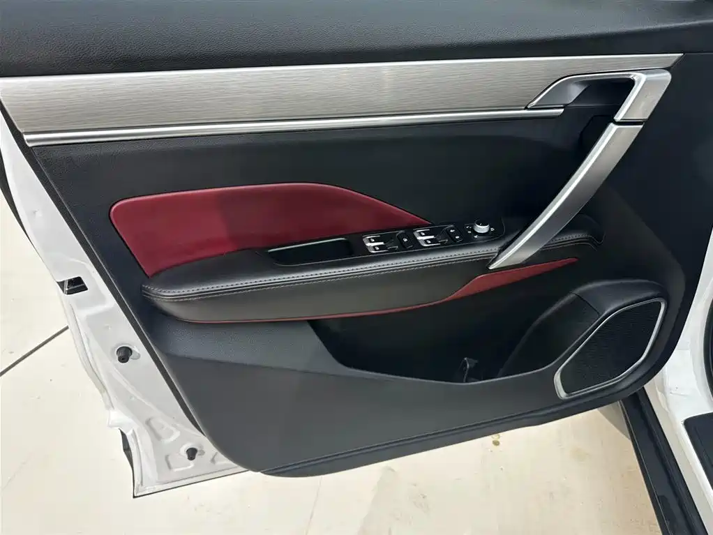 Geely Binyue 2021 1.4T DCT