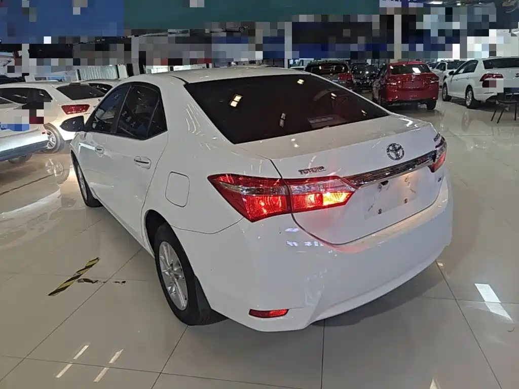 Toyota Corolla — миниатюра 5