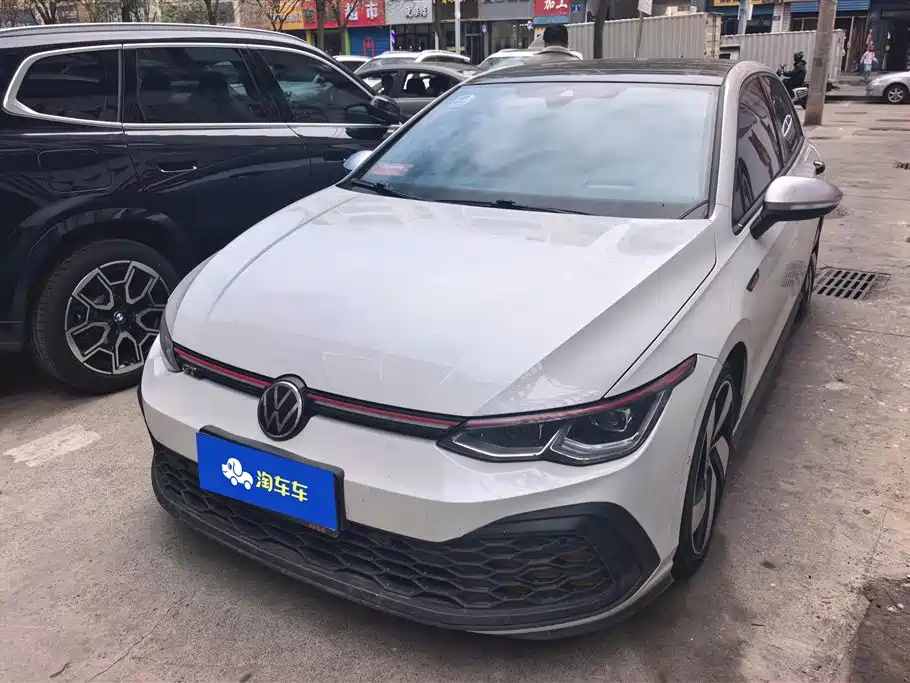 Volkswagen Golf GTI 2023