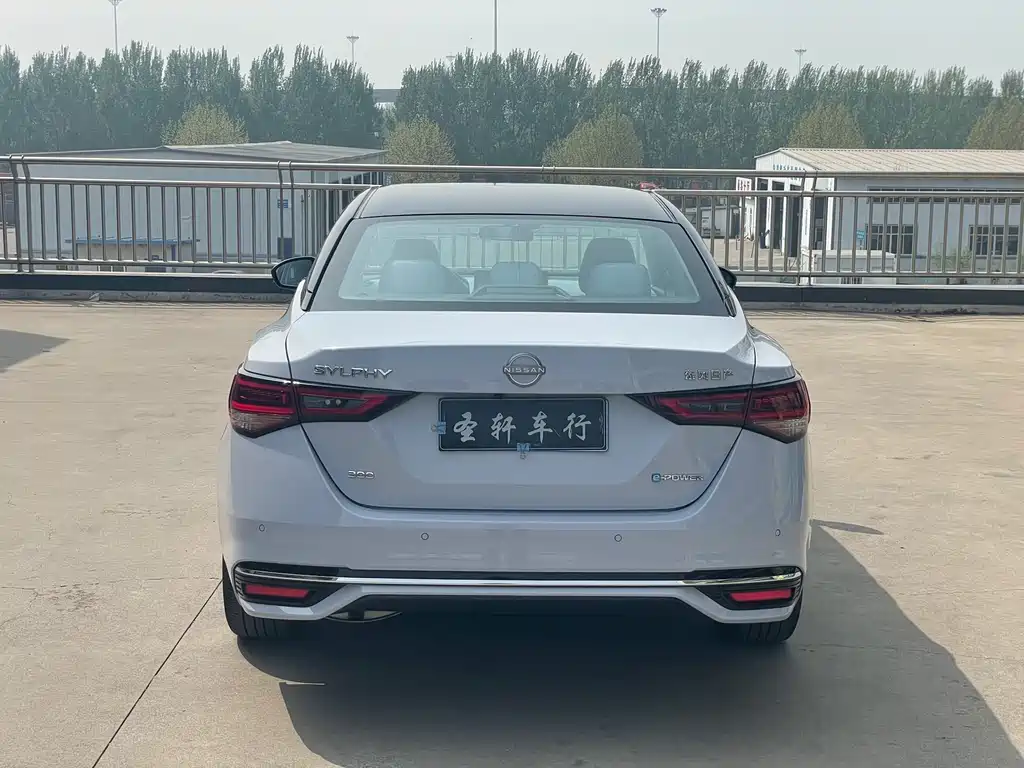 Nissan Sylphy - фото 4