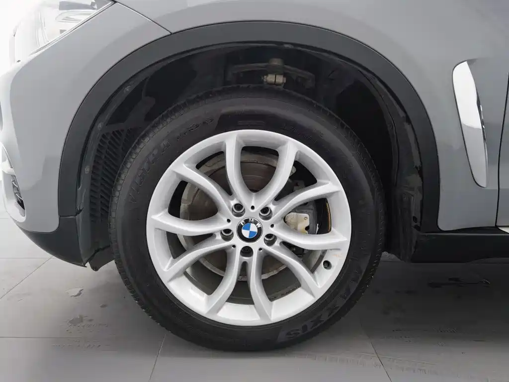 BMW X6 — миниатюра 17