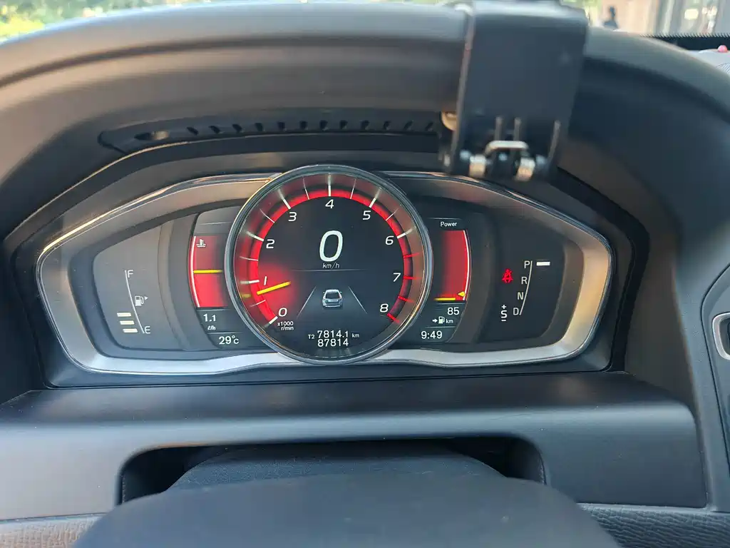 Volvo XC60 — миниатюра 5