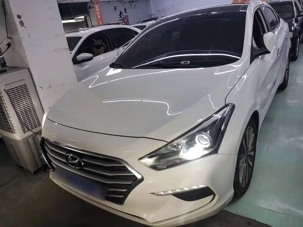 Hyundai Mistra — миниатюра 3