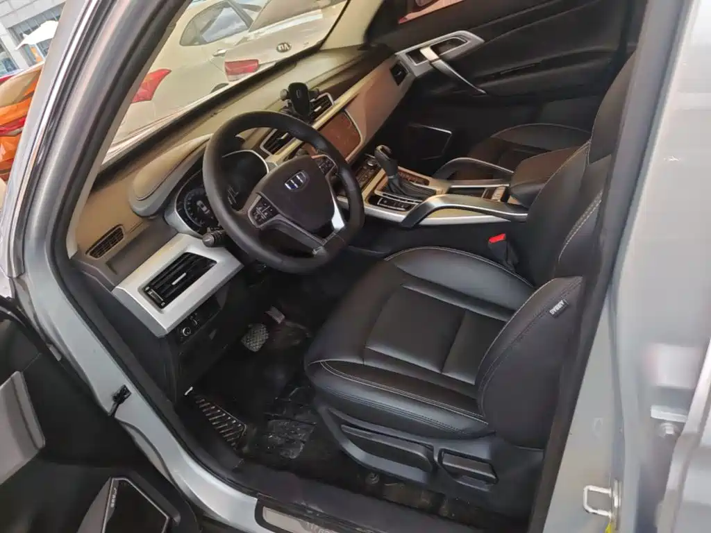 Geely Boyue — миниатюра 15