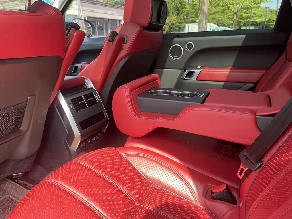 Land Rover Sport — миниатюра 9