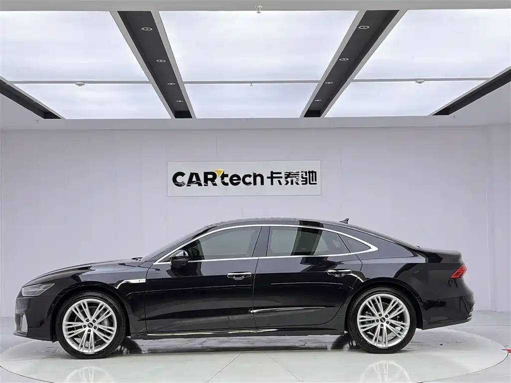 Audi A7L 2024 45 TFSI quattro