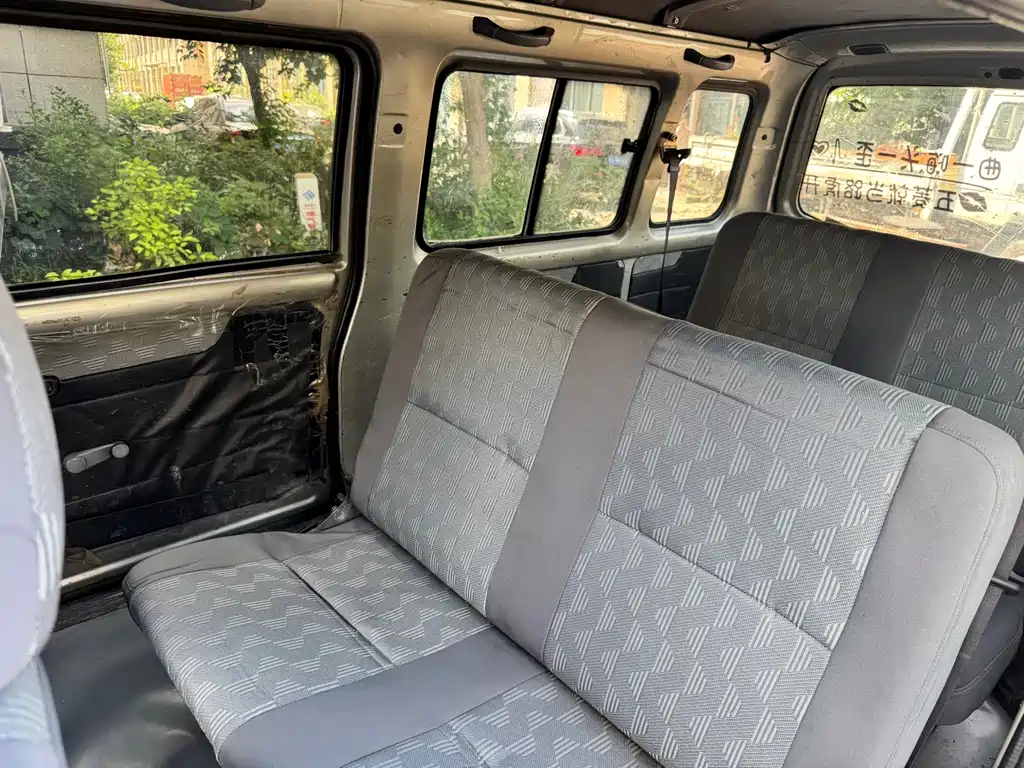 Wuling Rongguang — миниатюра 13