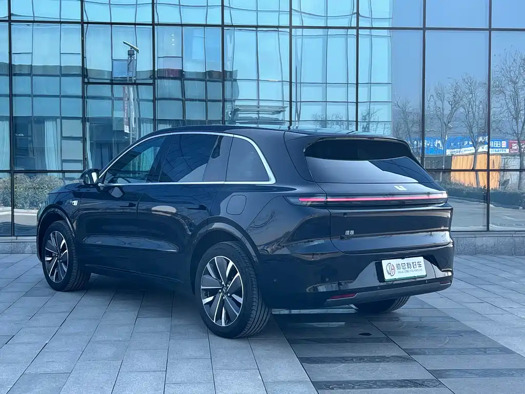 Li Auto IDEAL L6