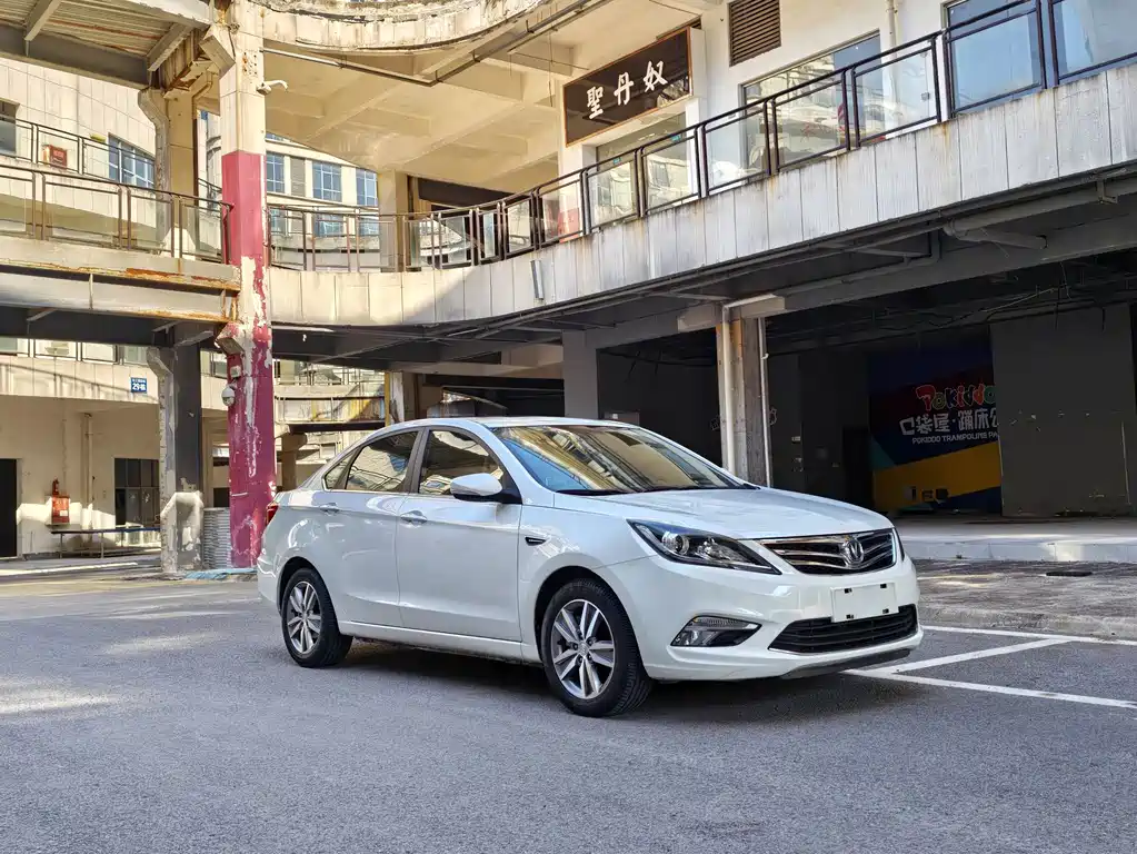 Changan Eado — миниатюра 3