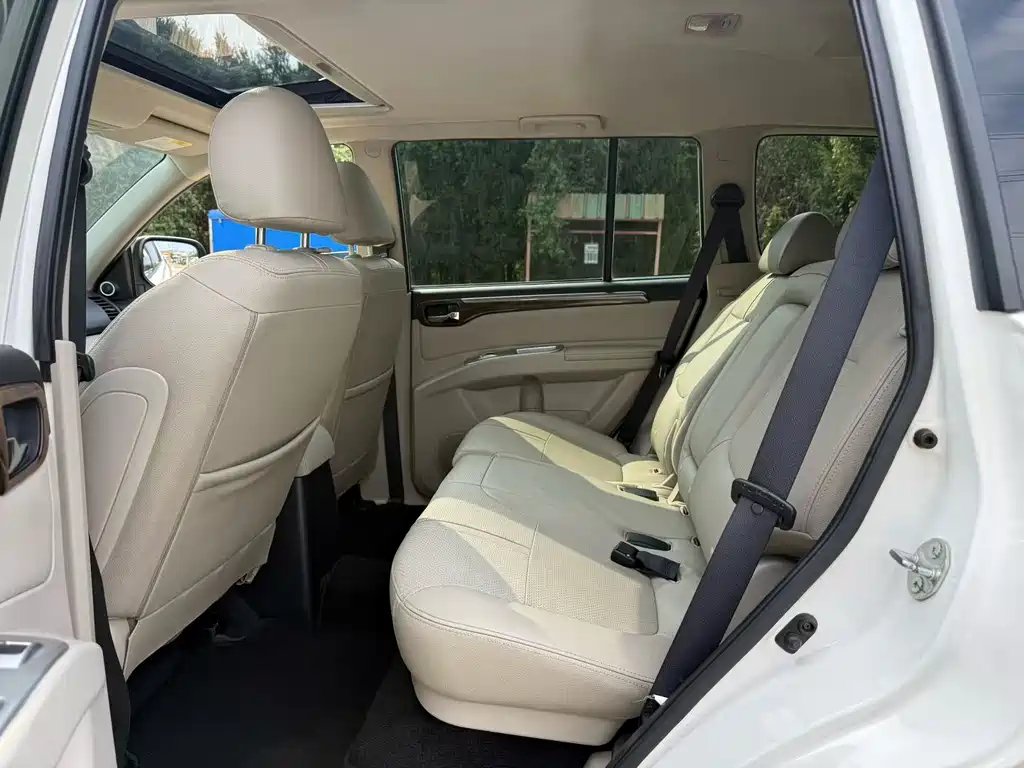 Mitsubishi Pajero Sport — миниатюра 8
