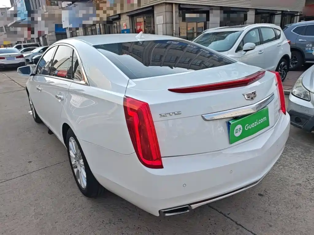 Cadillac XTS 2016 28T