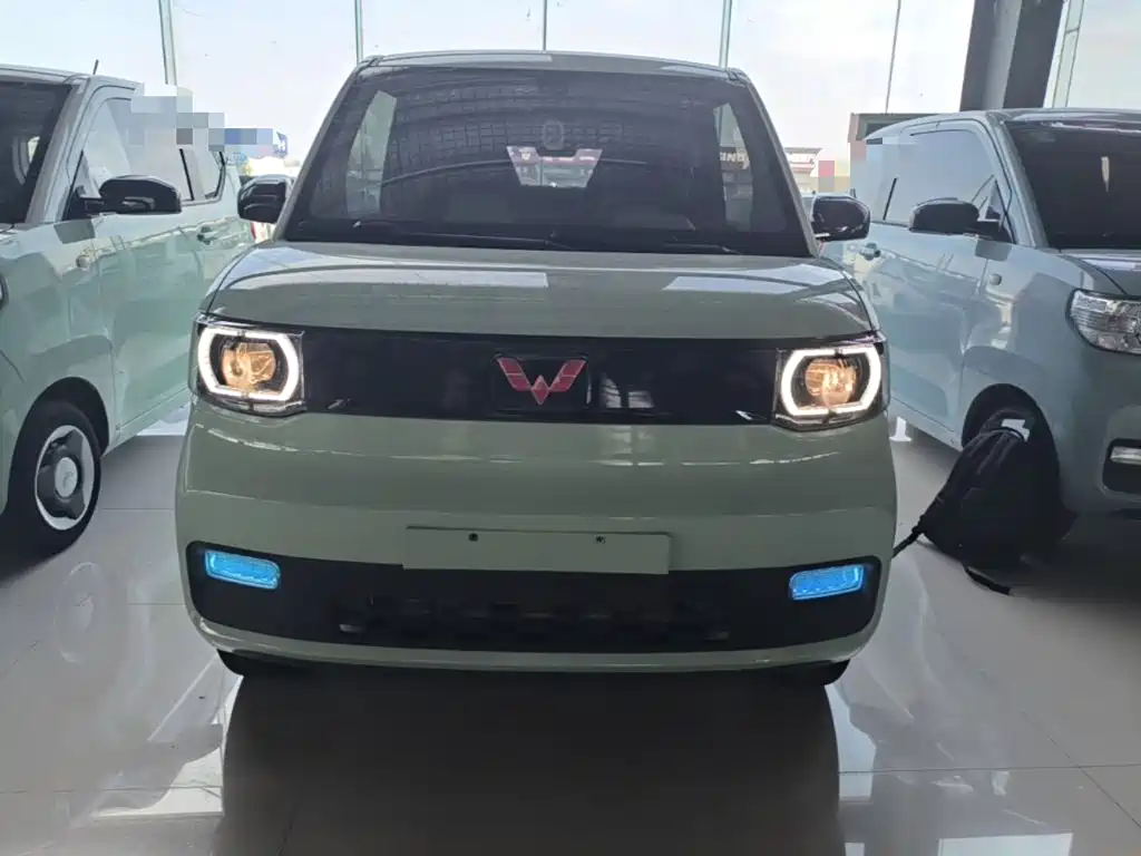 Wuling MINIEV — миниатюра 3