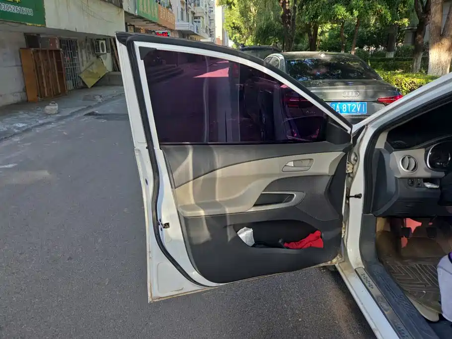 Chevrolet Sail — миниатюра 7