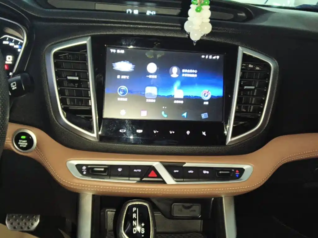 Geely Vision X6 — миниатюра 13