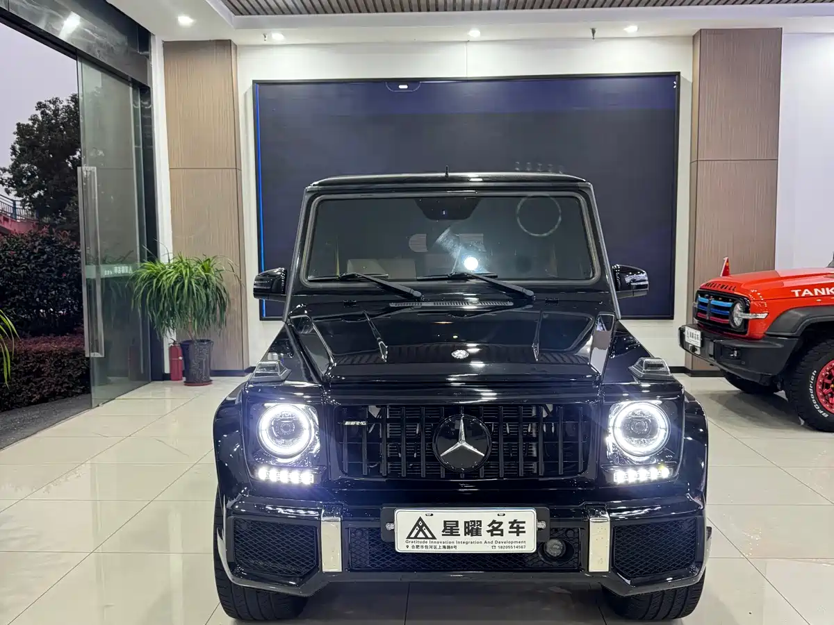 Mercedes-Benz G-Class