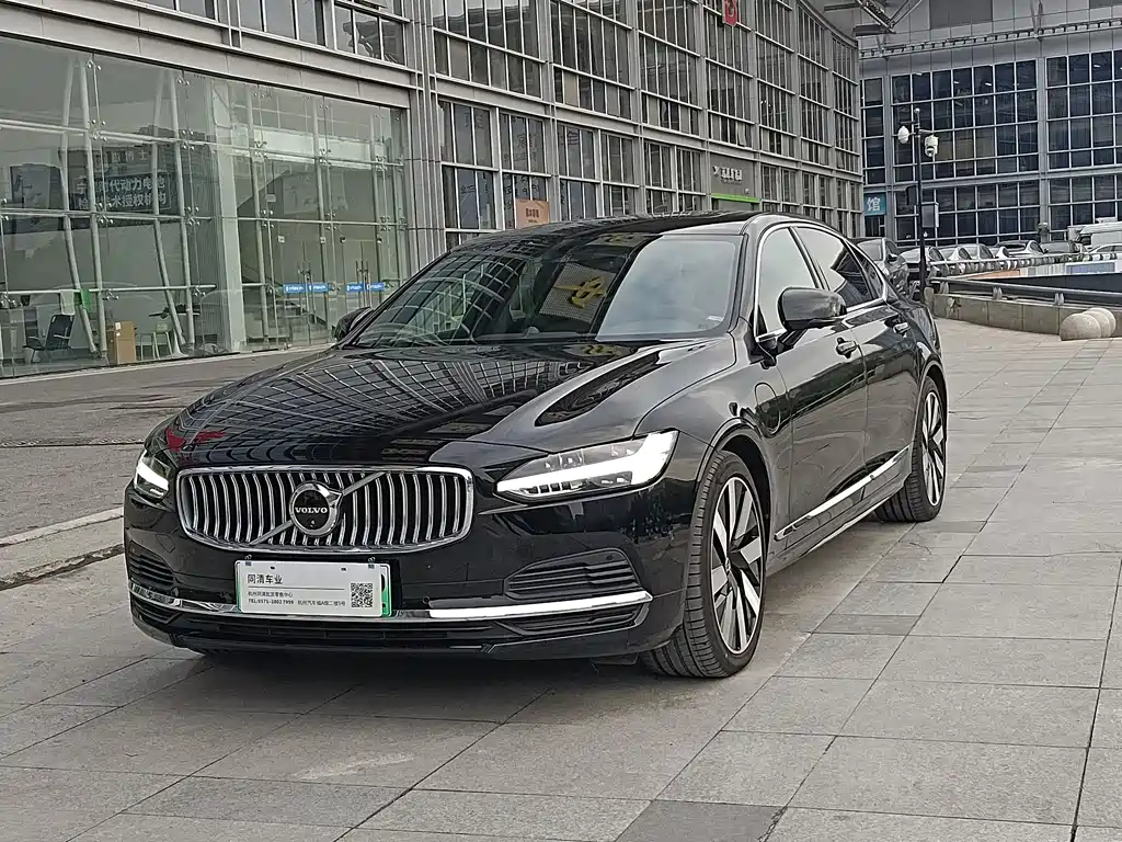 VOLVO S90 PLUG IN HYBRID