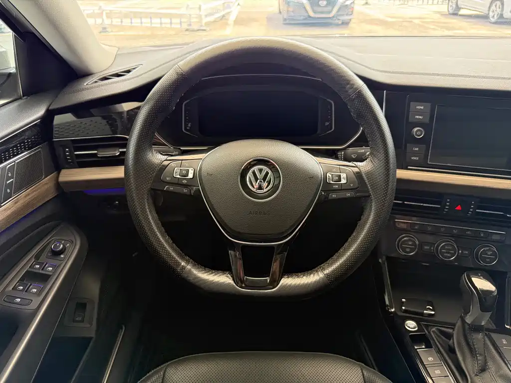 Volkswagen Passat — миниатюра 8