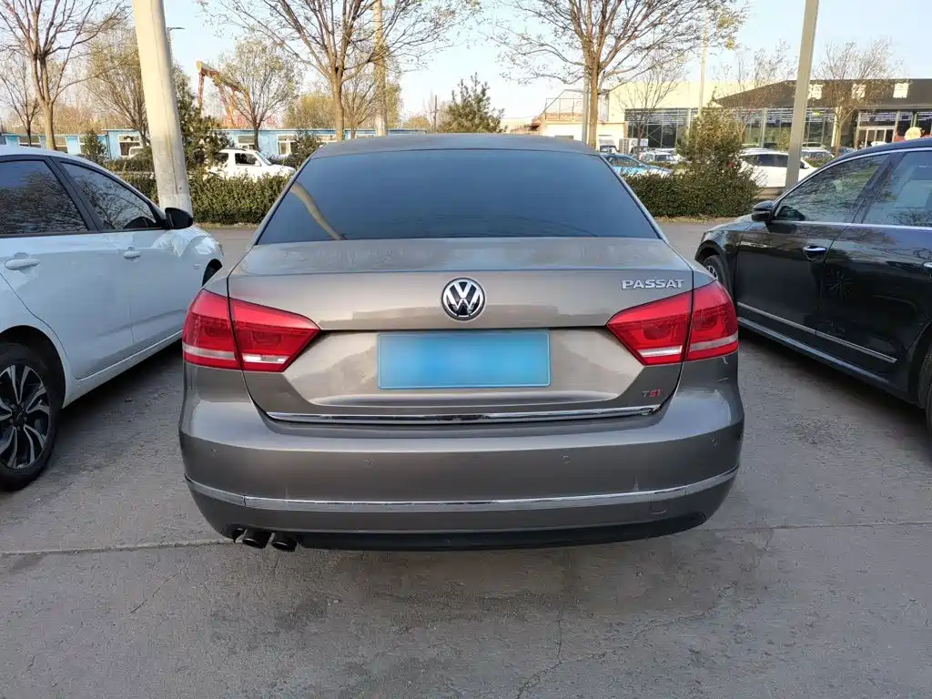 Volkswagen Passat 2014 1.8TSI DSG