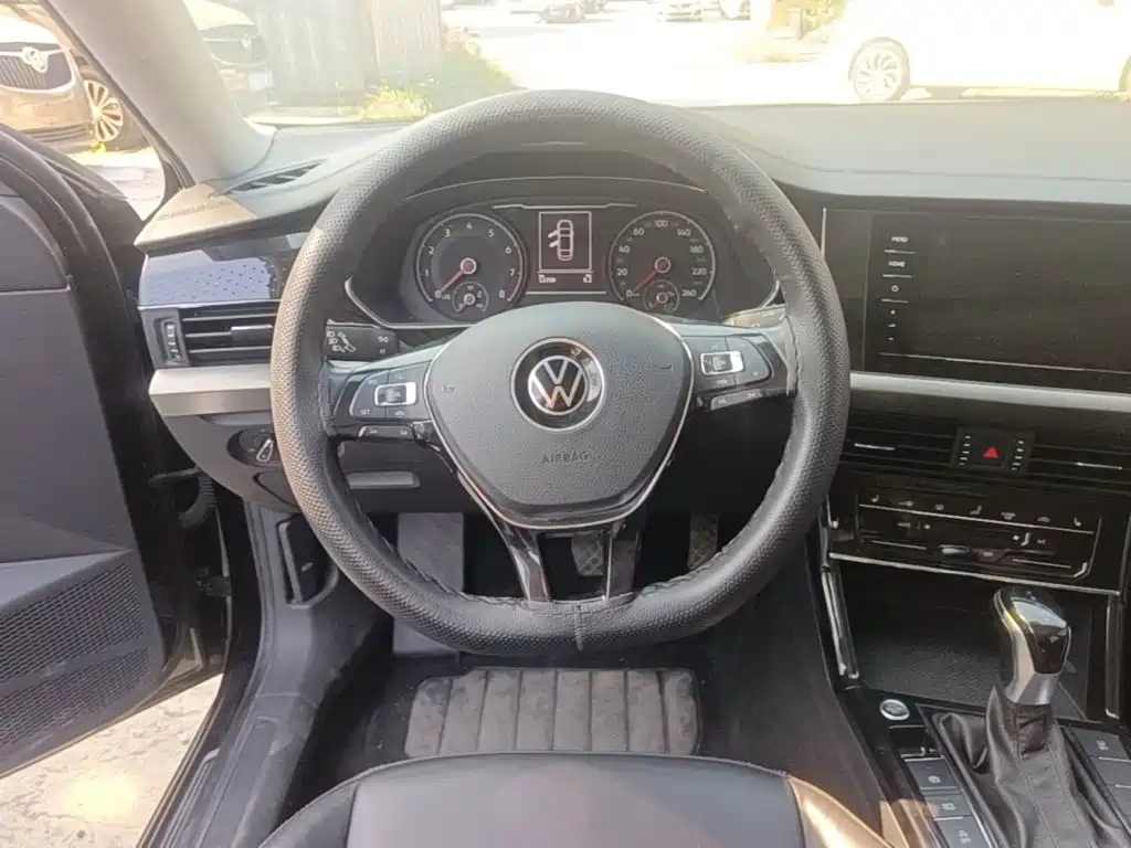 Volkswagen Passat — миниатюра 11