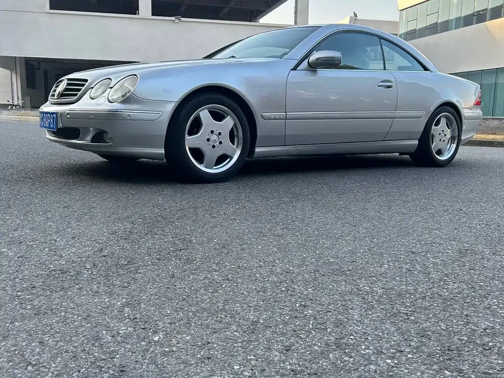 Mercedes-Benz CL 2000 CL 600