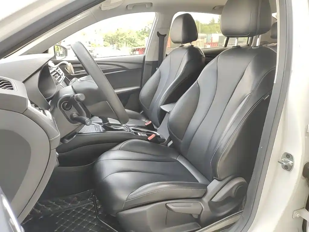 Roewe i5 — миниатюра 15