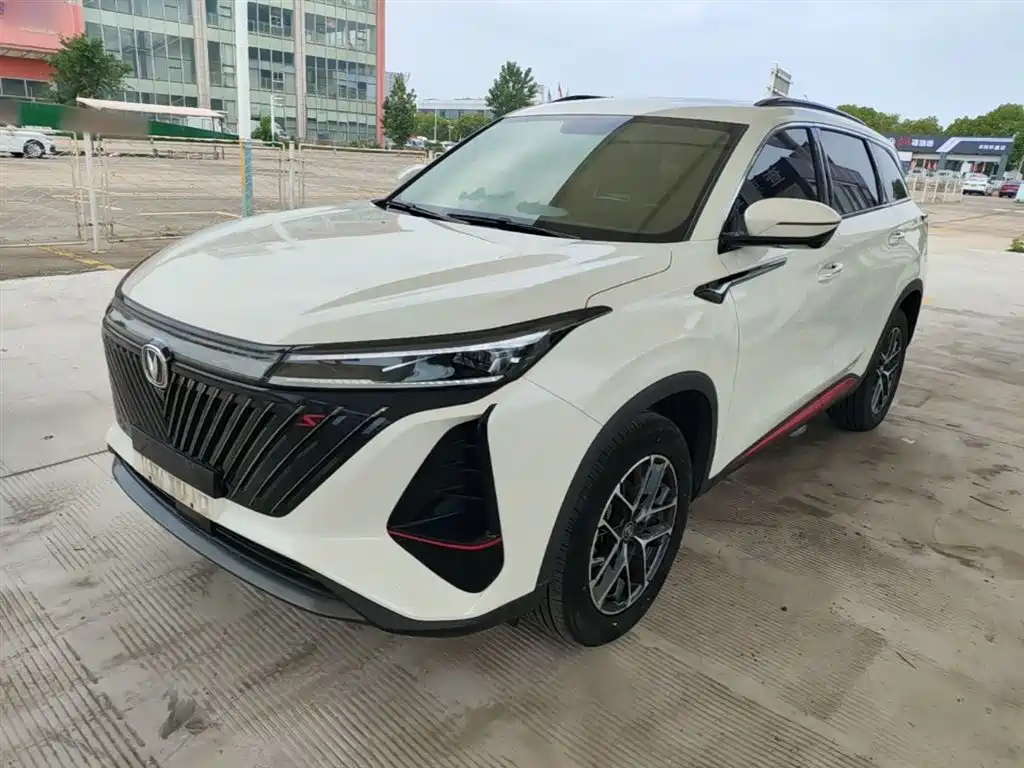 2023 Changan CS75 PLUS - zdjęcie 1 z 25