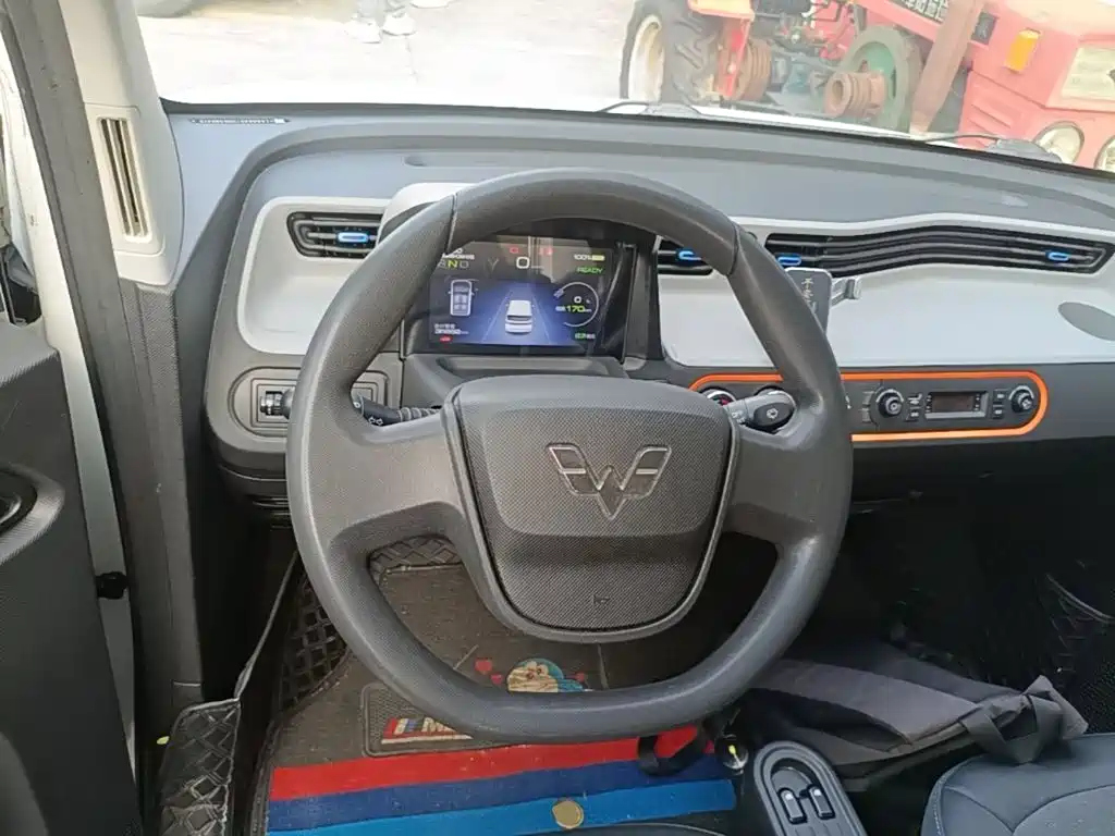 Wuling MINIEV — миниатюра 11