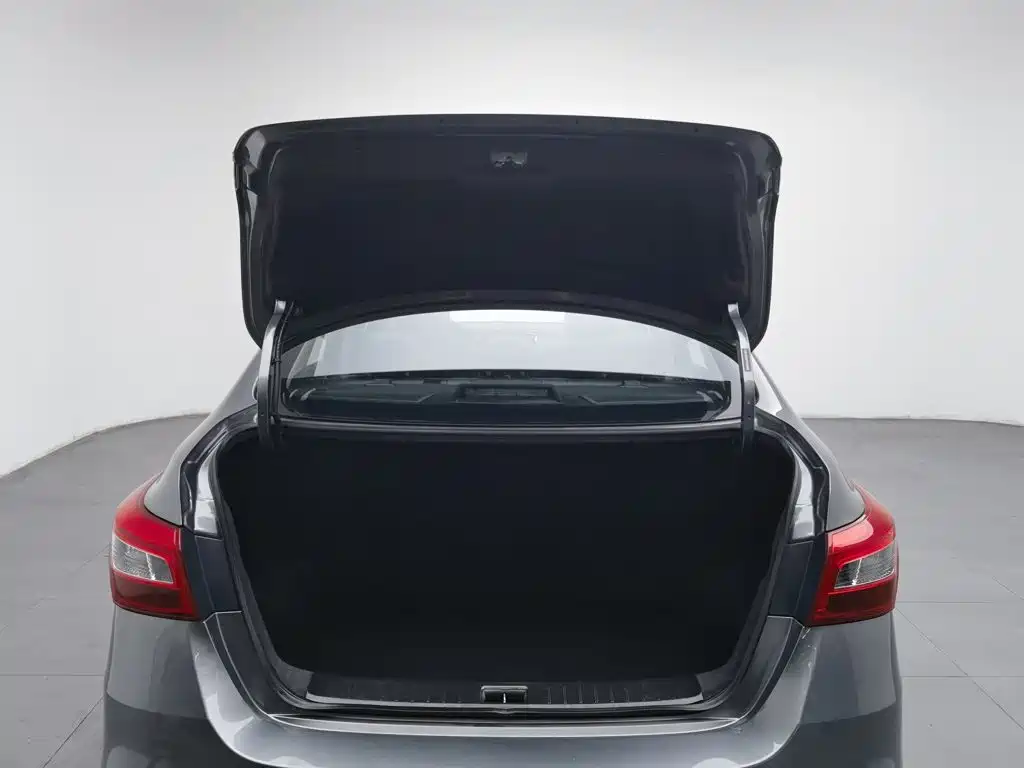 Nissan Sylphy — миниатюра 16
