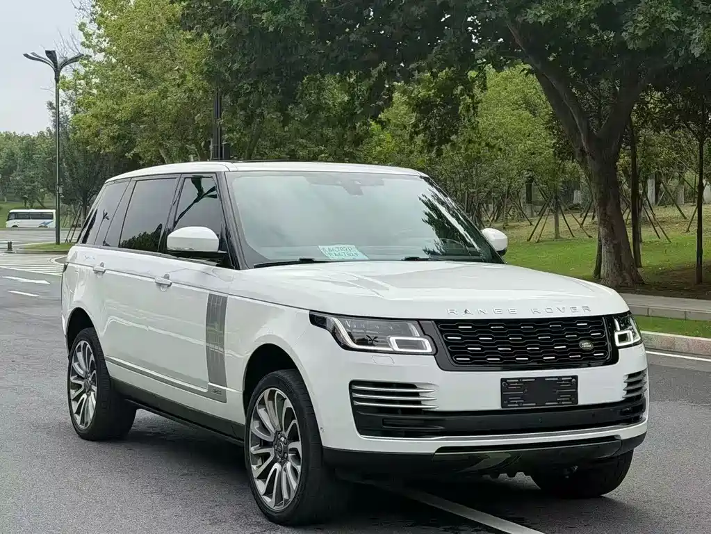 Land Rover Range Rover — миниатюра 3