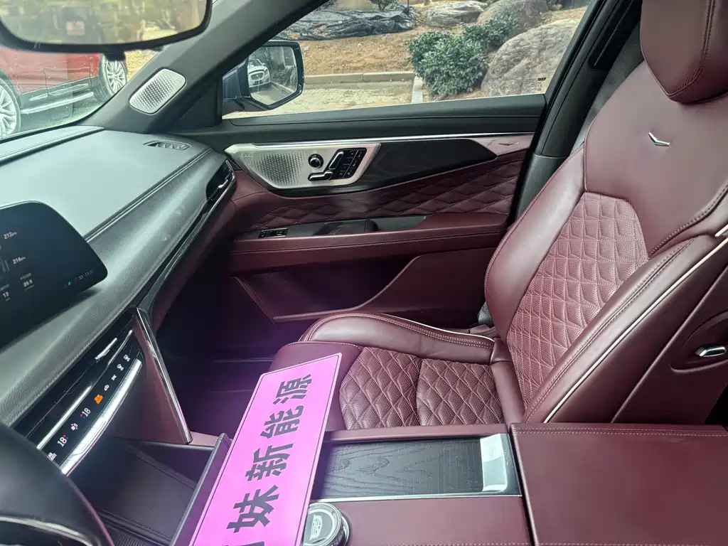 Cadillac CT6 — миниатюра 6