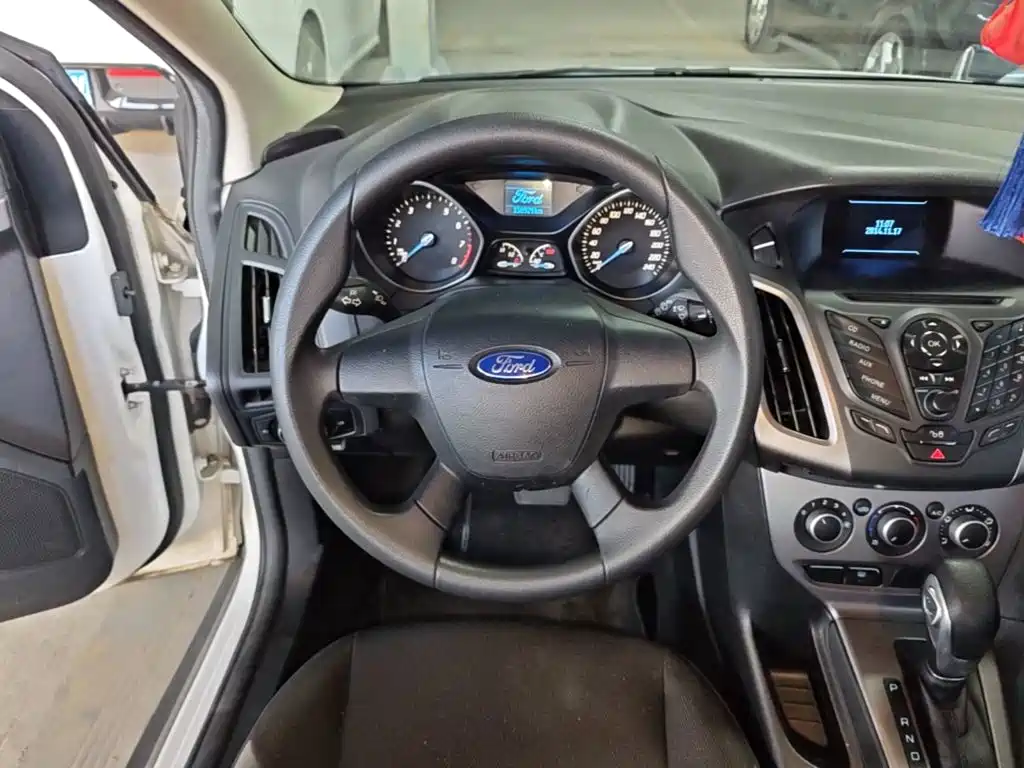 Ford Focus — миниатюра 11