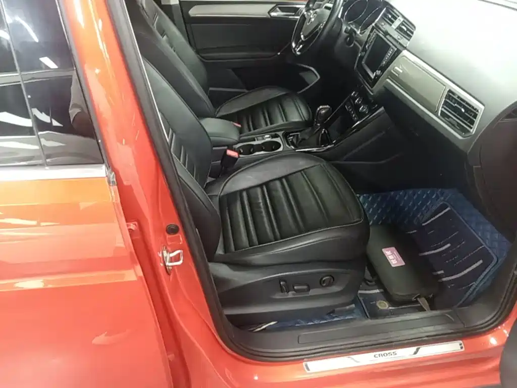 Volkswagen Touran — миниатюра 25