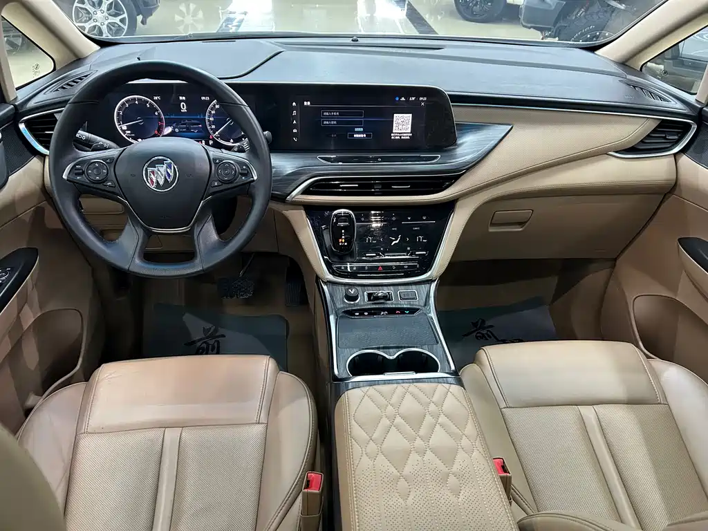 Buick GL8 — миниатюра 7