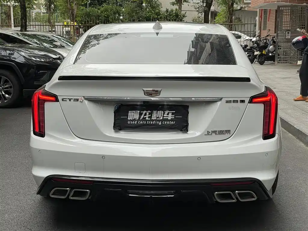 Cadillac CT5 — миниатюра 7