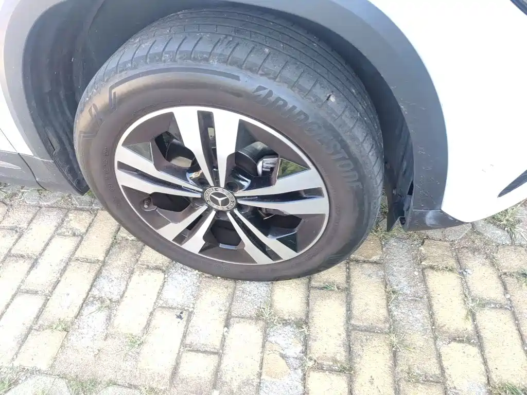 Mercedes-Benz GLA — миниатюра 24