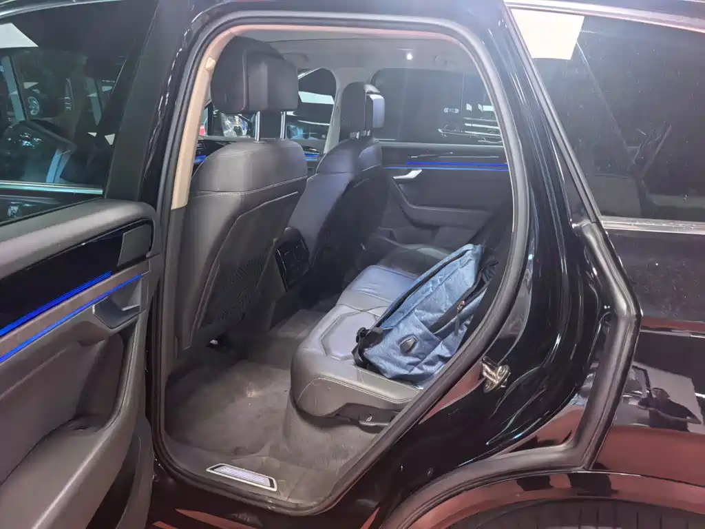Volkswagen Touareg — миниатюра 8