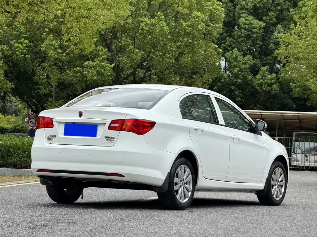 Roewe 350 — миниатюра 6