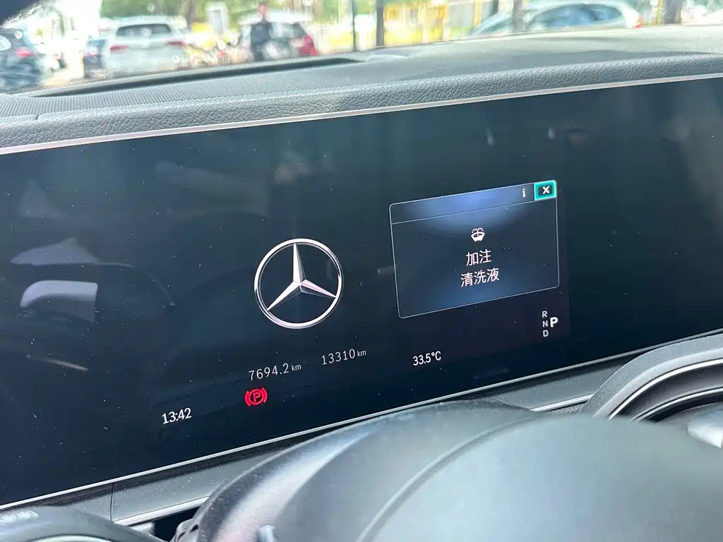 Mercedes-Benz GLE (Import) — миниатюра 5
