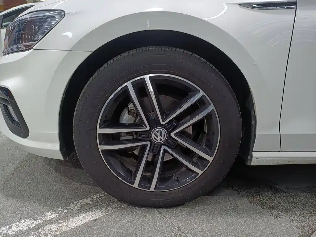 Volkswagen Lamando — миниатюра 15