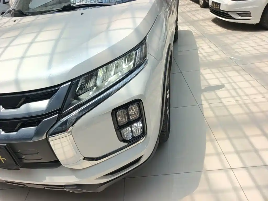 Mitsubishi ASX — миниатюра 24
