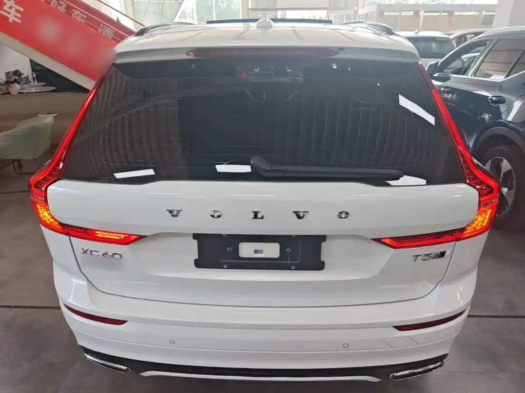 Volvo XC60 — миниатюра 6