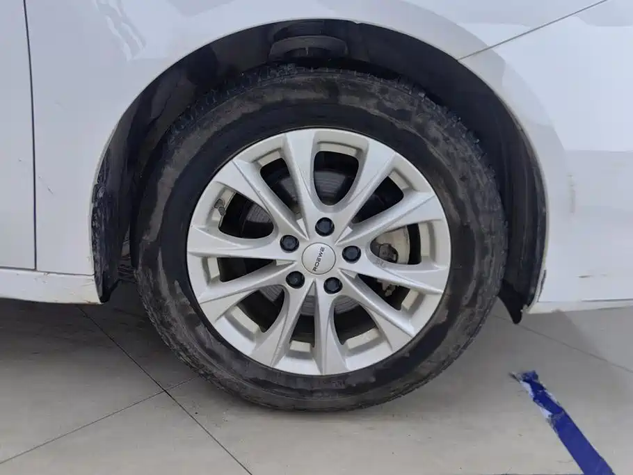 Roewe i5 — миниатюра 6