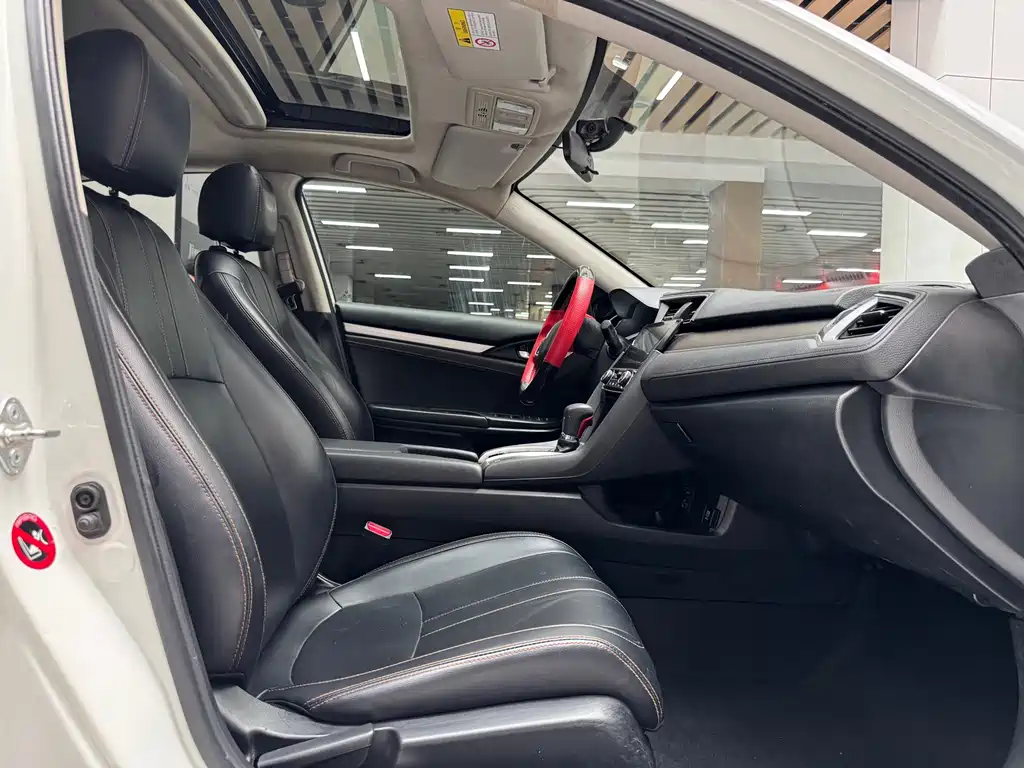 Honda Civic — миниатюра 17