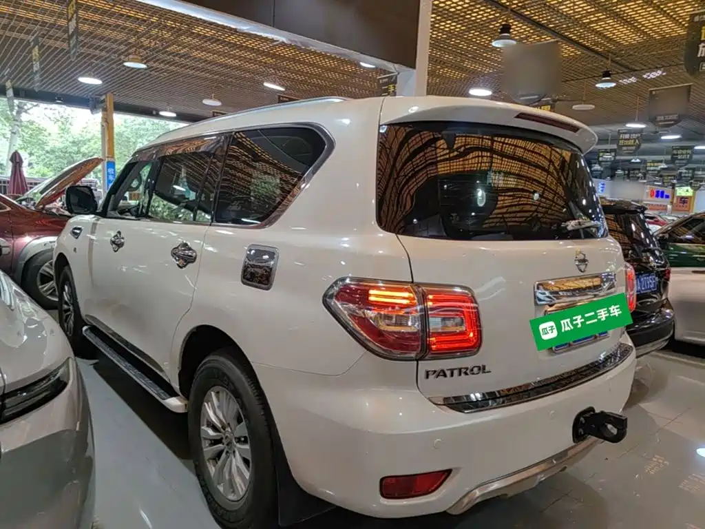 Nissan Patrol 2017 5.6L