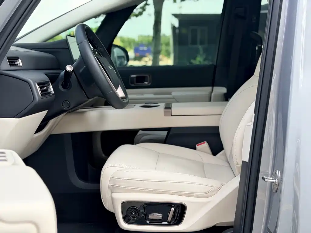 Li Auto Li MEGA — миниатюра 6