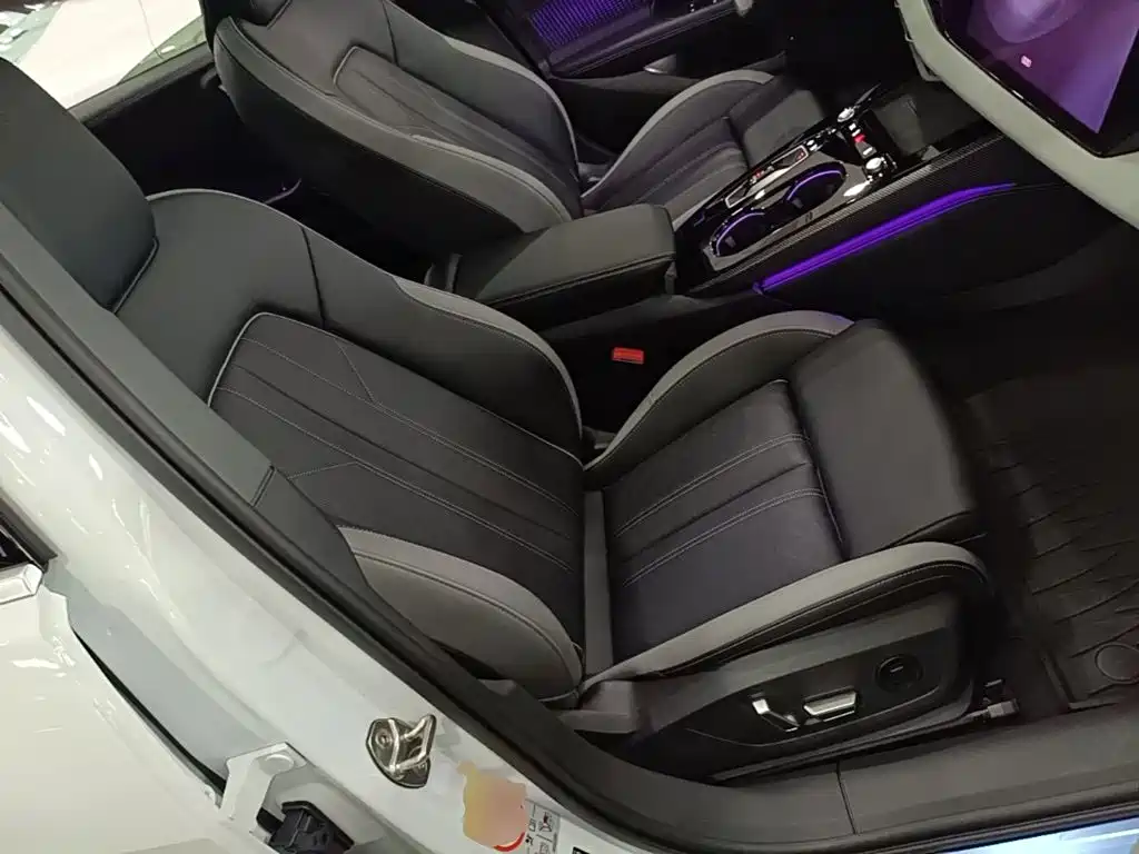 Audi A5L — миниатюра 25